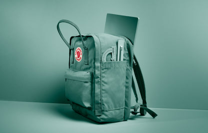 Backpack Classic Fjällräven Kånken – Lightweight Unisex Daypack for School, Work & Travel - Christmas Offer